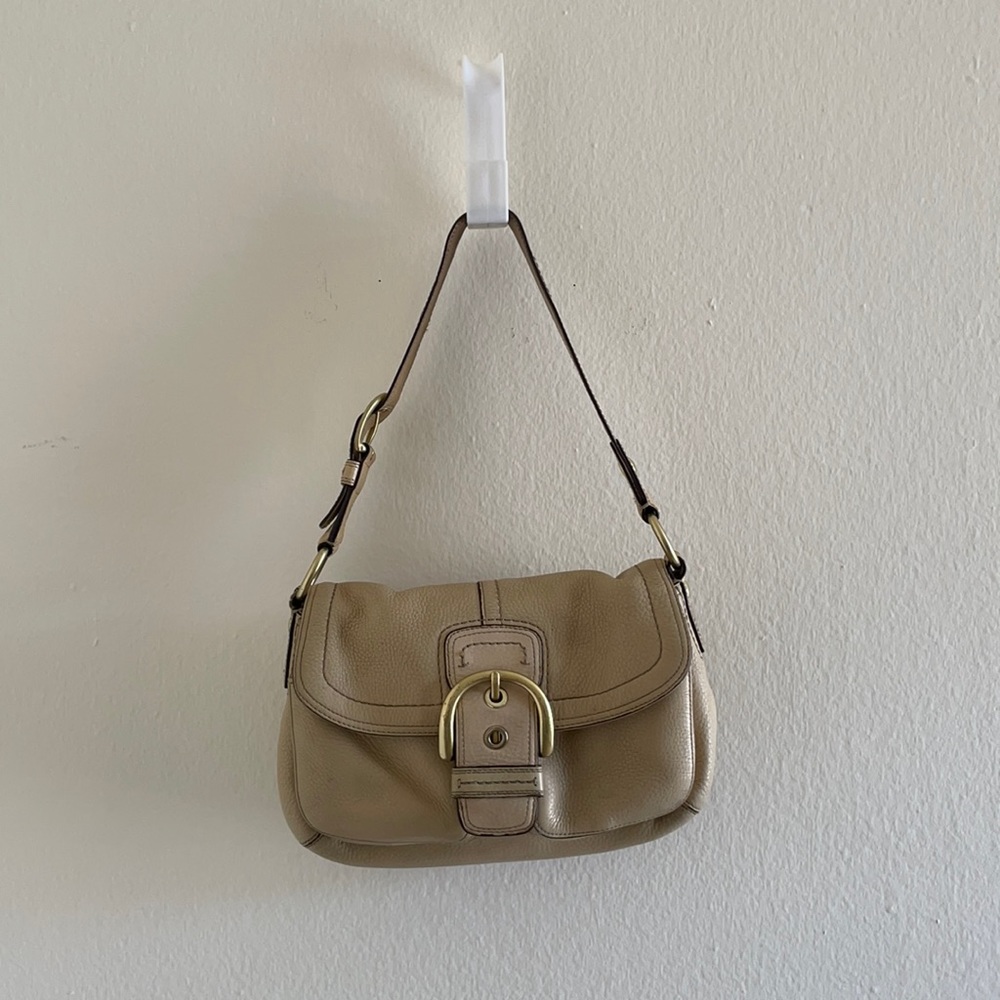 00’s Coach shoulder bag